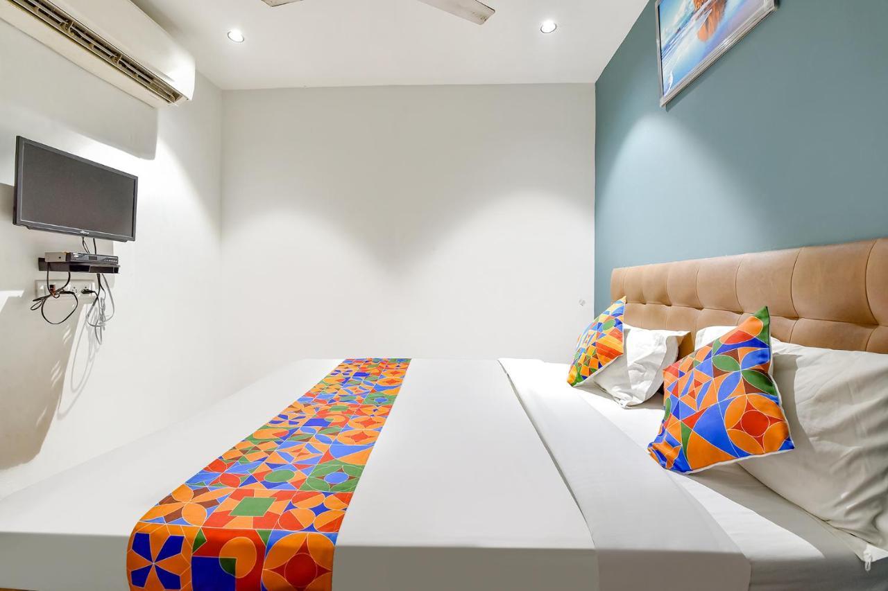 Fabhotel Nidhivan, Udhna Junction Surat Ngoại thất bức ảnh