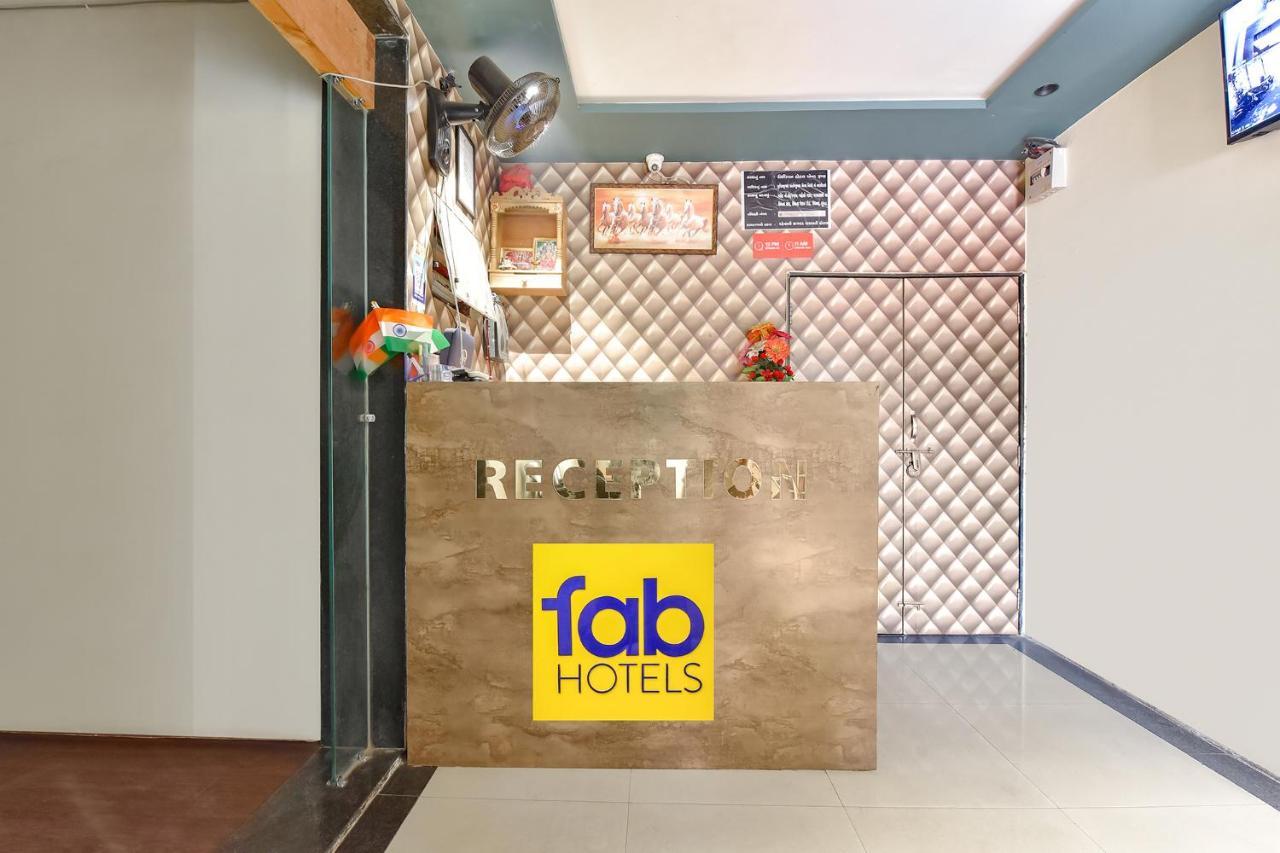 Fabhotel Nidhivan, Udhna Junction Surat Ngoại thất bức ảnh