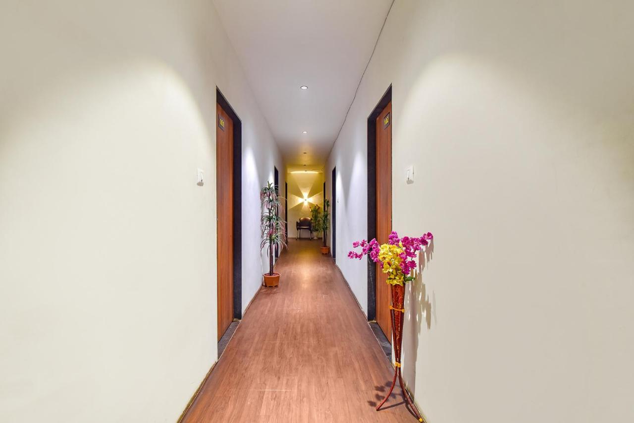 Fabhotel Nidhivan, Udhna Junction Surat Ngoại thất bức ảnh