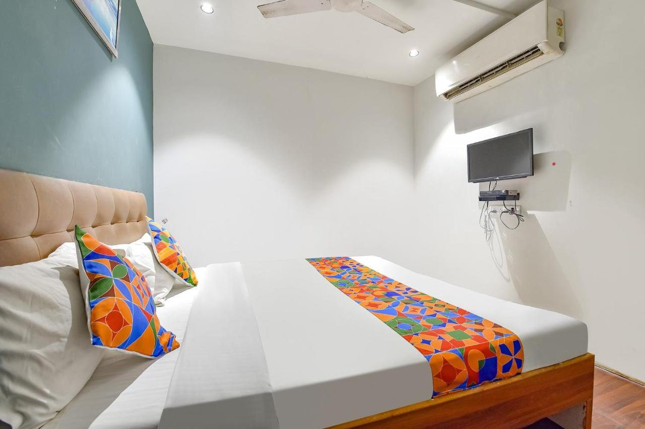 Fabhotel Nidhivan, Udhna Junction Surat Ngoại thất bức ảnh
